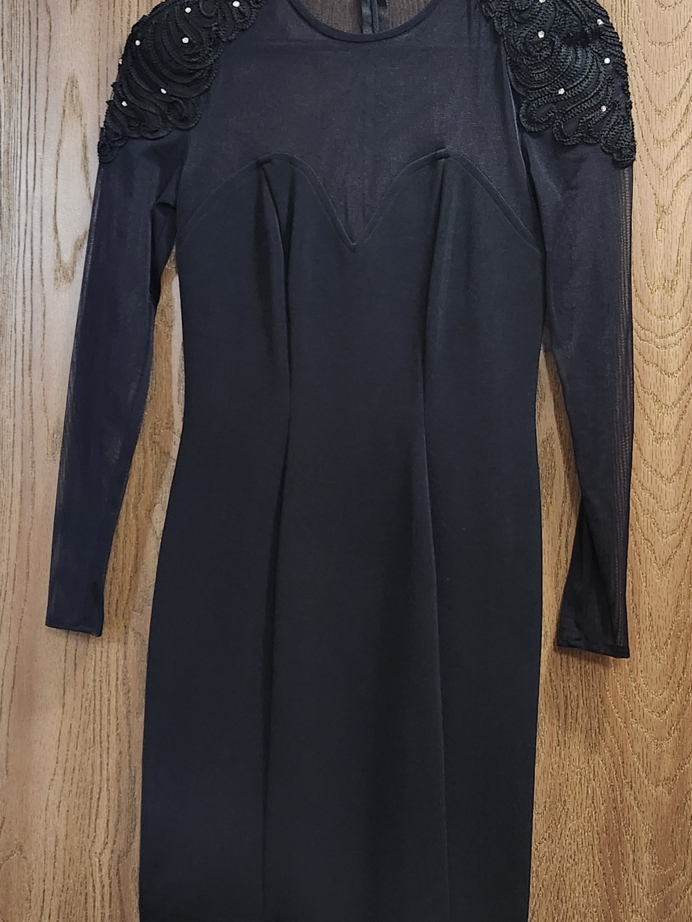 Vintage Elegant Black Long-Sleeve Dress